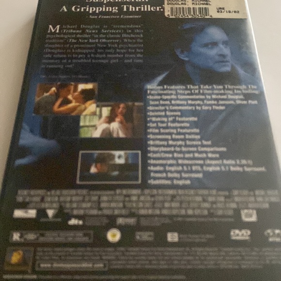 (2) Michael Douglas Movies! Basic Instinct & Don’t Say A Word - Picture 9 of 9